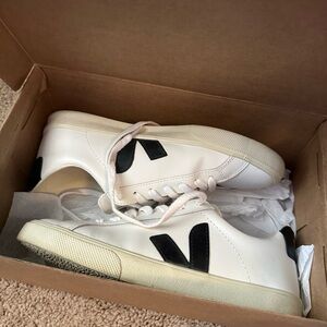 Veja Cream and Black Casual Sneakers